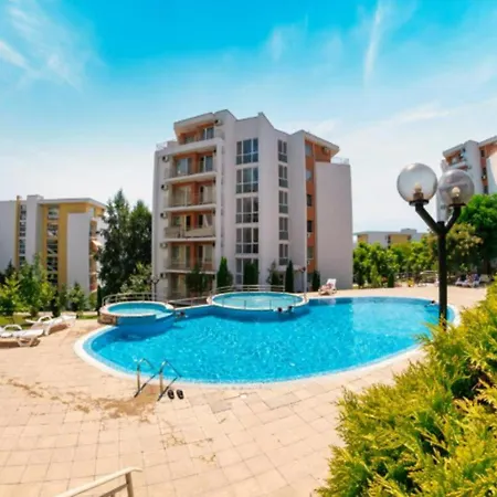 Golden Lady Apartamento