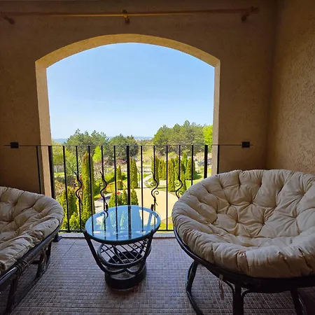 Golden Lady Apartamento